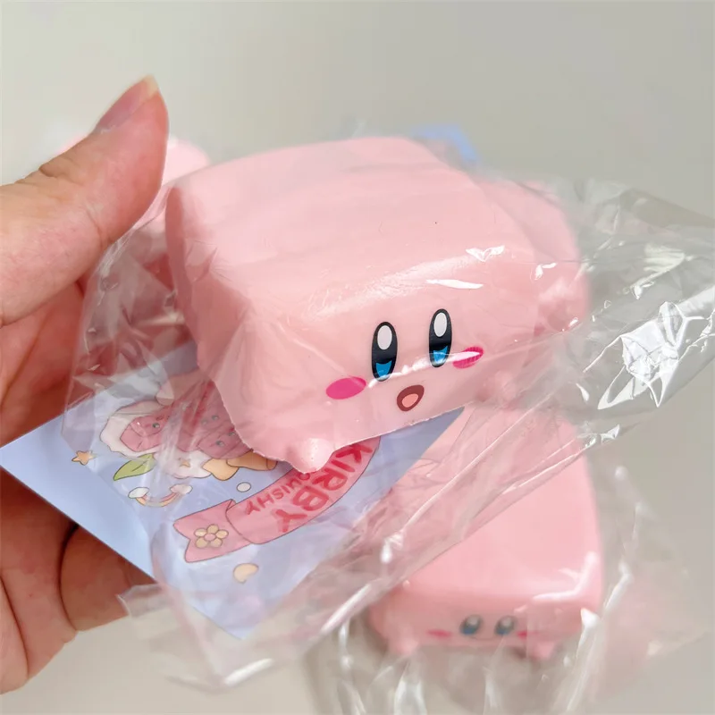 Juguete de descompresión Kirby Star, simulación de pan suave, rebote lento, colgante tierno, bonito regalo para novia