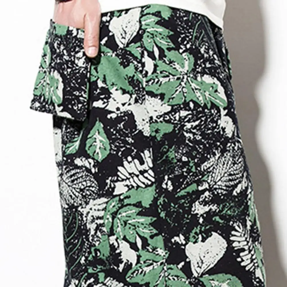 

2025 Men's Cropped Pants Loose Pockets And Drawstring Elastic Small Feet Carrot Pants Harem Pants Ethnic Style Floral Trousers