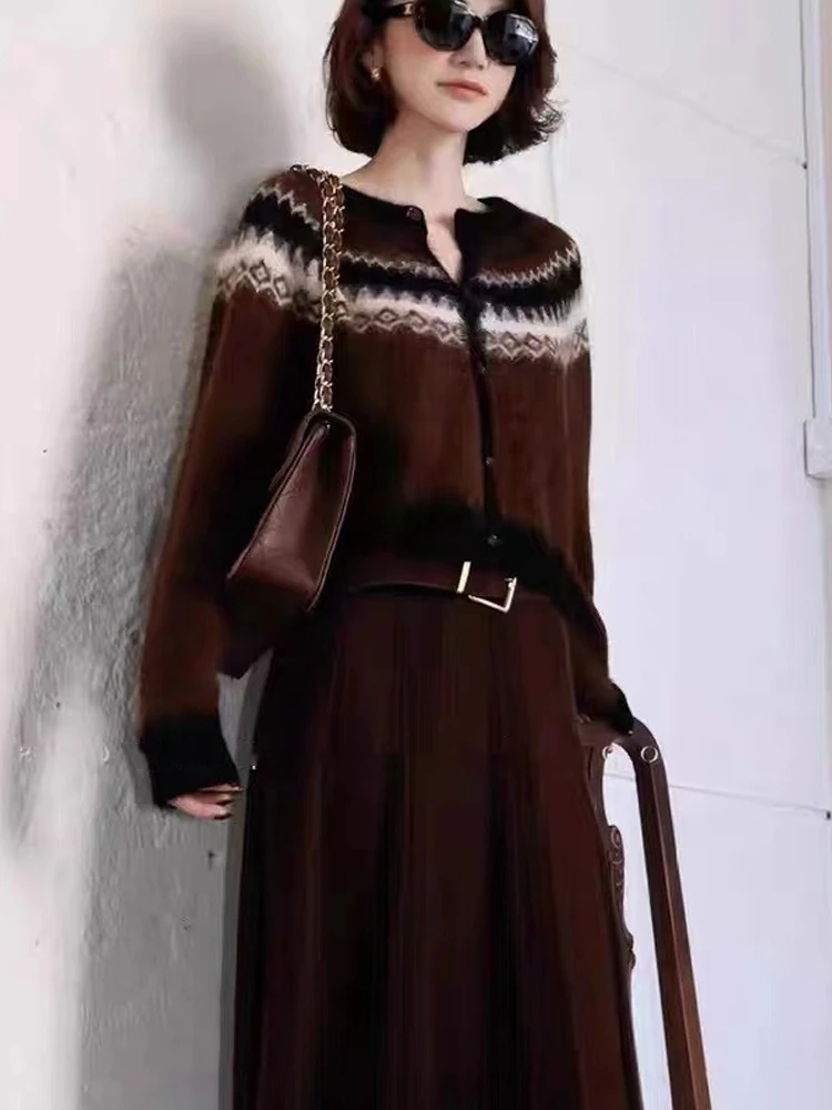 أنيقة س الرقبة سترة مشغولة من الصوف المرأة عادية كم طويل محبوك قمة الخريف مكتب سيدة سترة سترة Oldmoney نمط الملابس #2