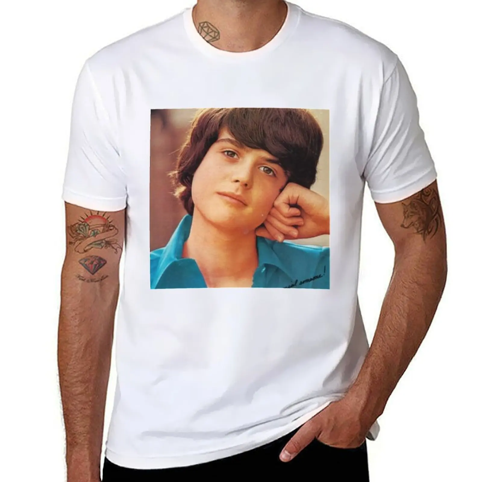 

Osmond Young Donny T-Shirt Casual Minimalist Short Sleeve Top
