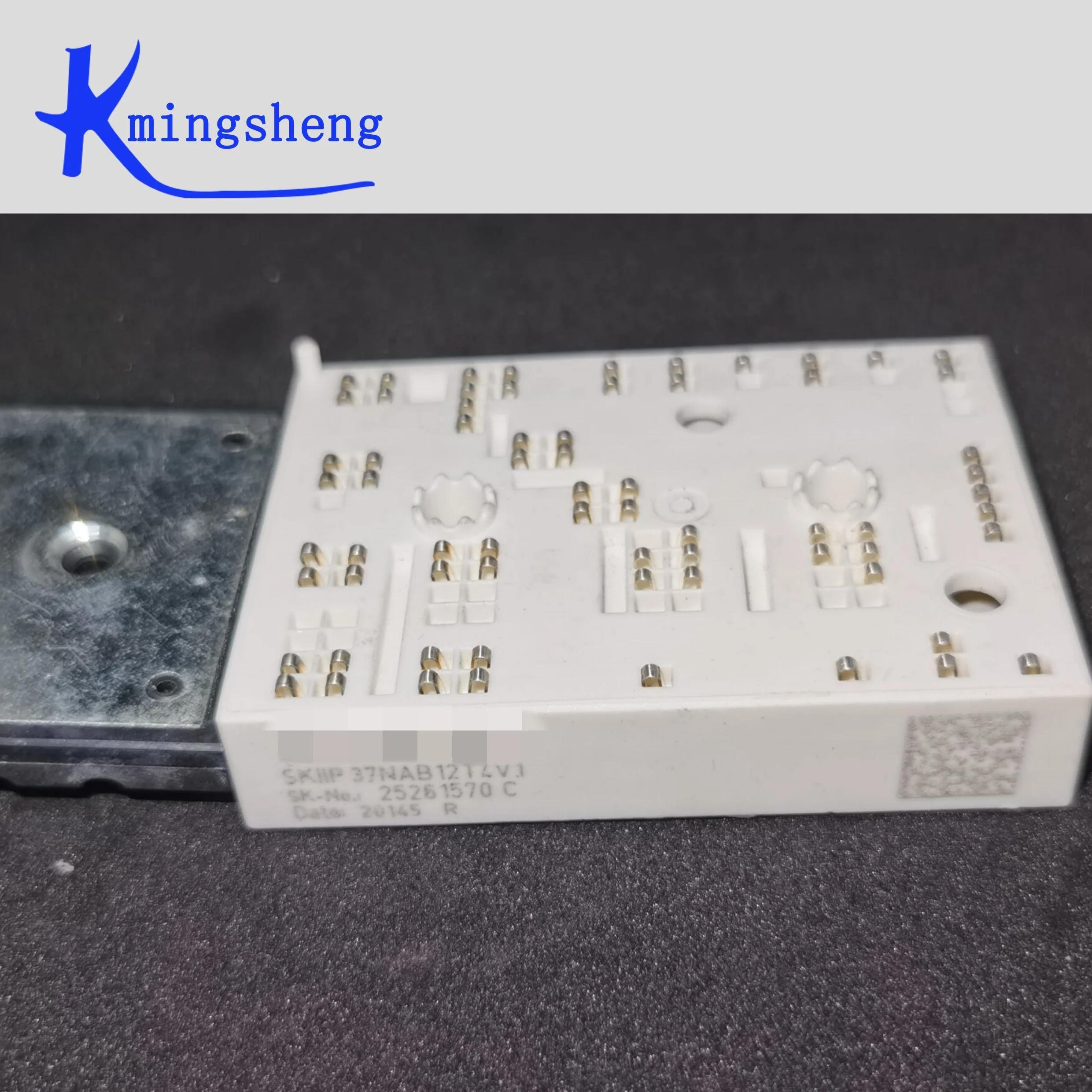 

SKIIP37NAB12T4V1 SKIIP37NAB126V1 SKIIP37NAB126V10 FREE SHIPPING NEW AND ORIGINAL MODULE