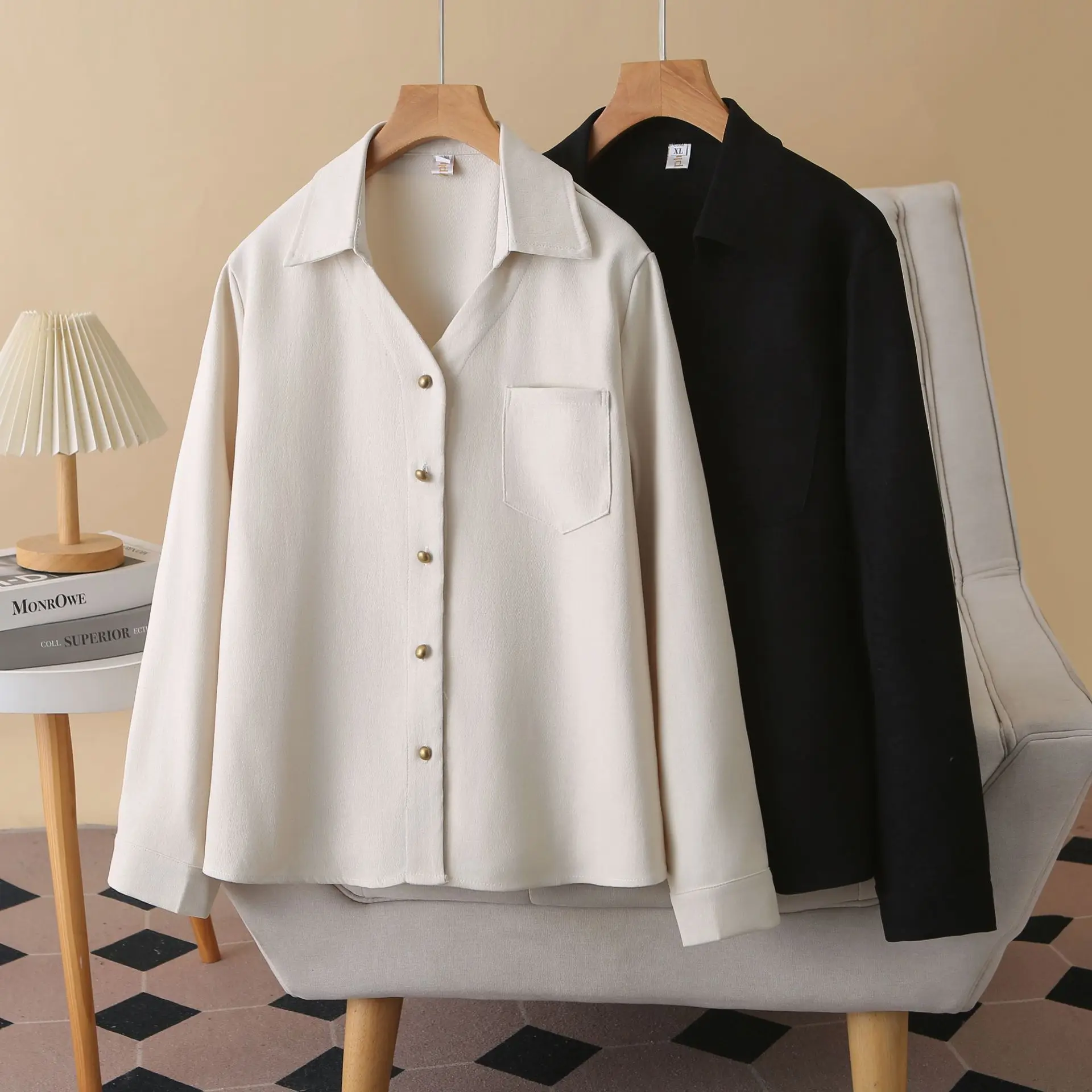 

Модная женская блузка больших размеров XXXXL, весна 2026, новый стиль, однотонная рубашка с V-образным вырезом и длинным рукавом, модель 543