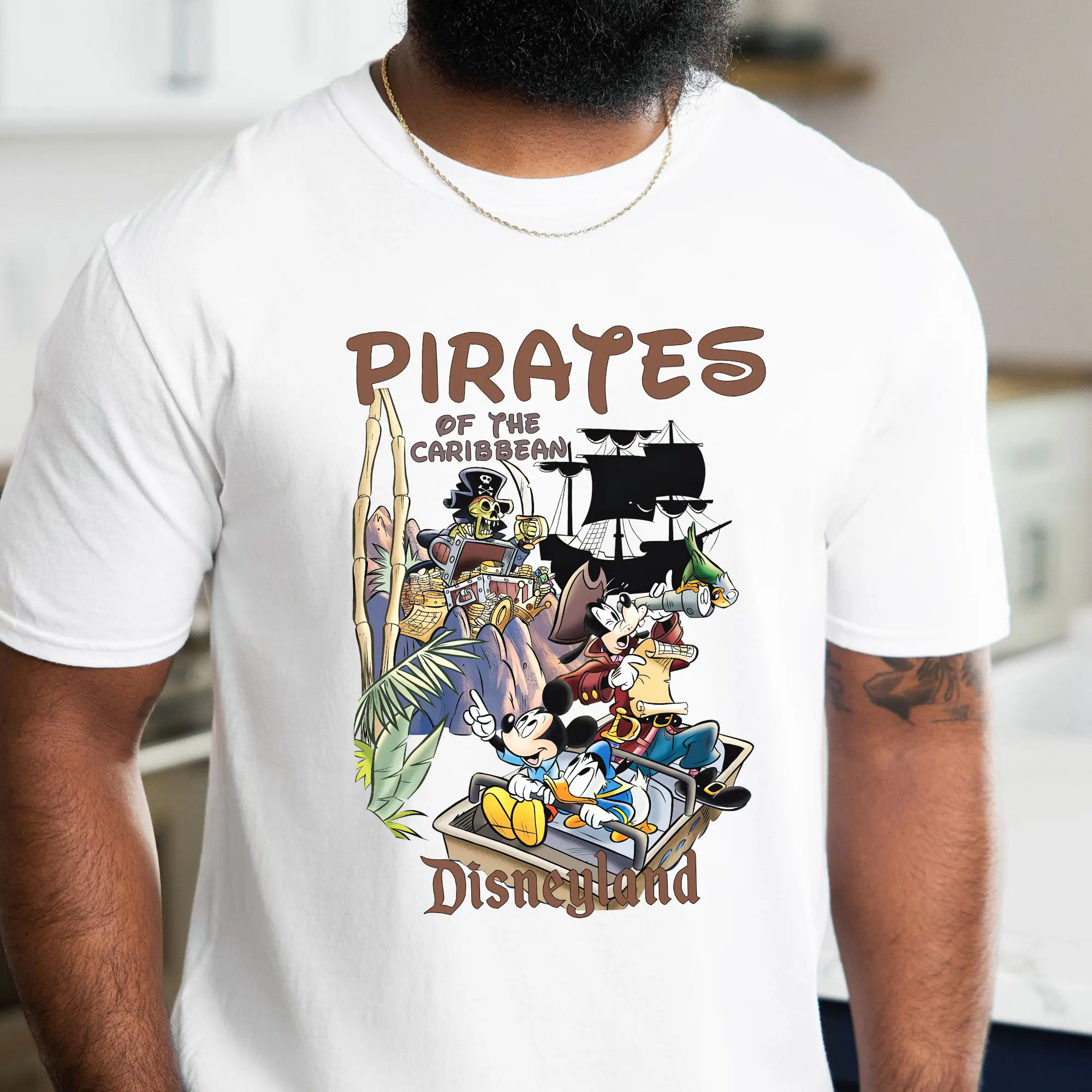 تي شيرت صيفي جديد لقراصنة الكاريبي بنمط ريترو من ديزني مصمم بواسطة ميكي ماوس قراصنة وجاك سبارو للأم والأطفال