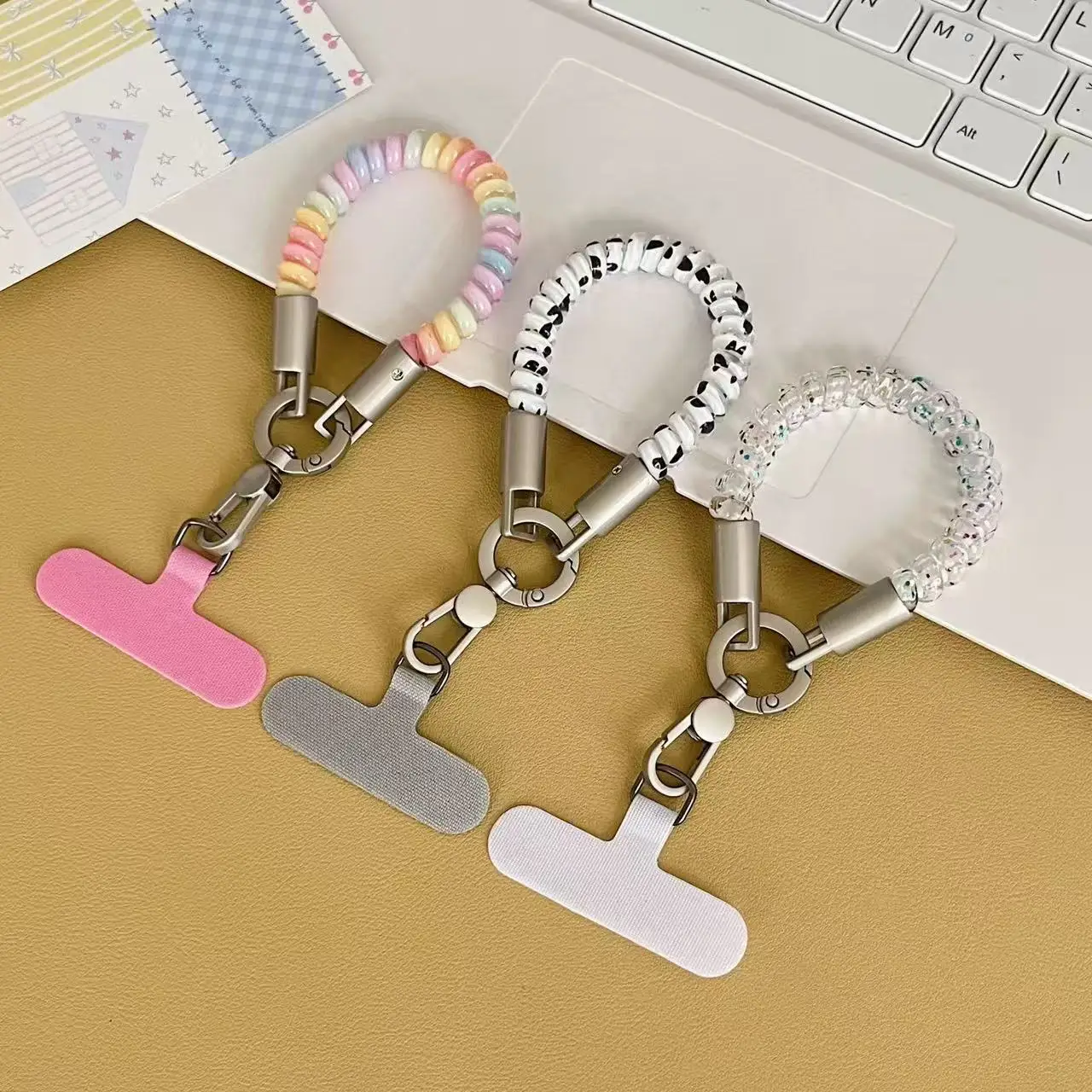 Tragbarer TPU-Handy-Handgelenkriemen, Spiralförmiges Telefonkabel, Abnehmbarer Metallverschluss, Handyhüllen-Charm-Riemen, Anti-Verlust-Handy-Handgelenkskette – Detail 4
