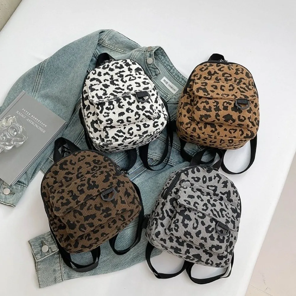 حقيبة كتف كلاسيكية ذات سعة كبيرة بطباعة الفهد، حقيبة ظهر للسفر مقاومة للاهتراء، حقيبة مربعة خفيفة الوزن