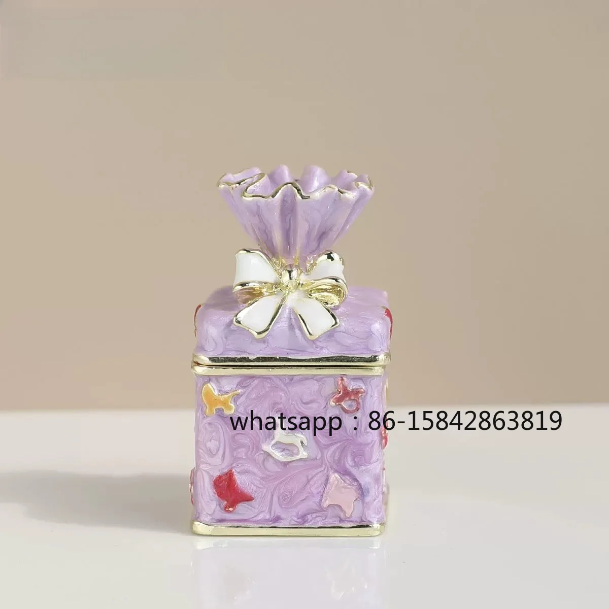 Light Purple Small Gift Enamel Candy Trinkets Storage Box, Small Ornament