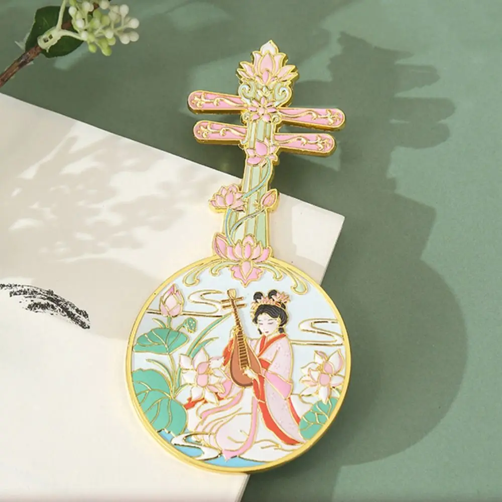 Exquisiter tragbarer Hand-Make-up-Spiegel, runder kultureller kreativer Spiegel aus Metall mit Griff, Spiegel im antiken Stil, Damenspiegel