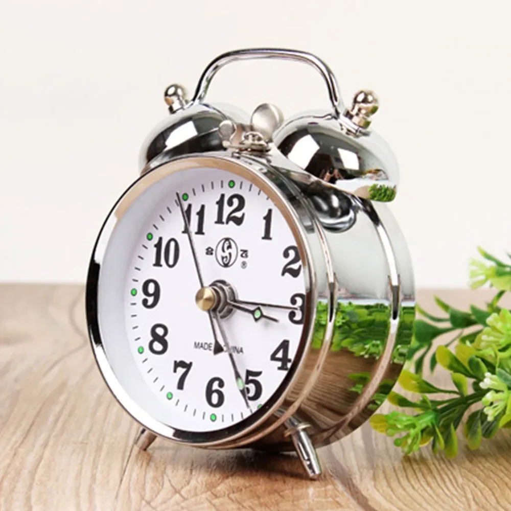 Retro Gold Mechanical Alarm Clock Home Decoration Antique Vintage Manual Wind Up Clock Metal Snooze Table Clock