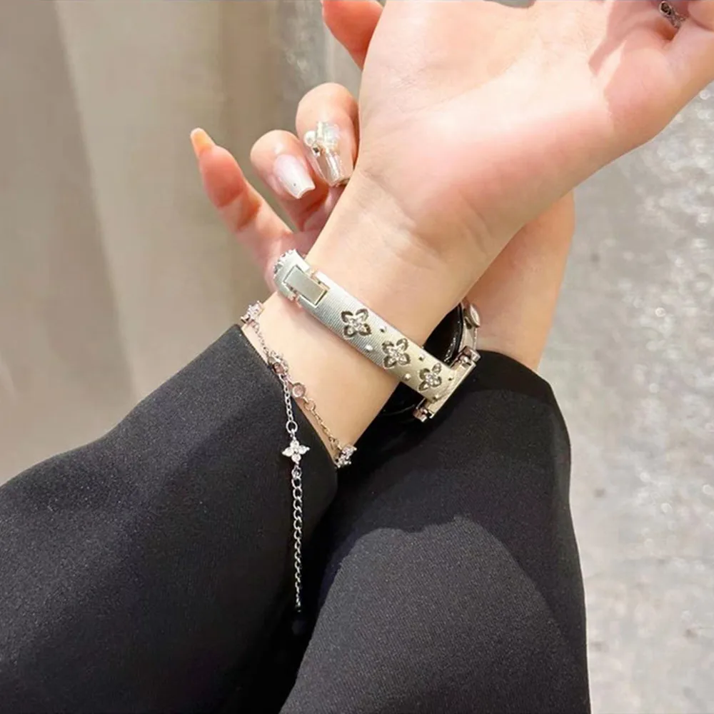 18 20 22 มม.สี่ Leave ดอกไม้สร้อยข้อมือสําหรับ Samsung Galaxy นาฬิกา 7 6 5 4 3 Active 40/44 มม.โลหะสําหรับ Huawei GT