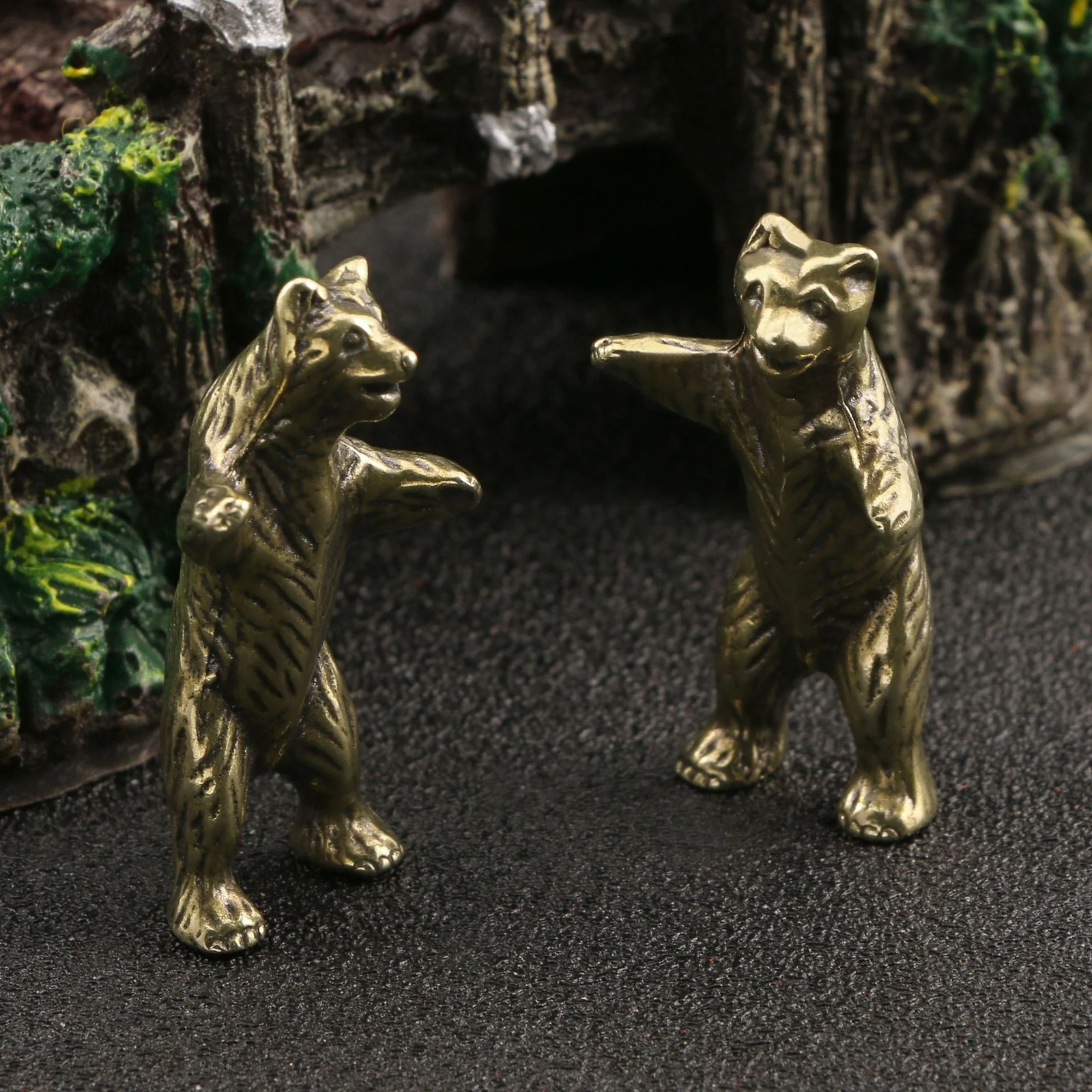 Vintage Solid Brass Standing Bear Figurine Wild Animal Statue Desktop Ornament Home Decor Collectible Gift