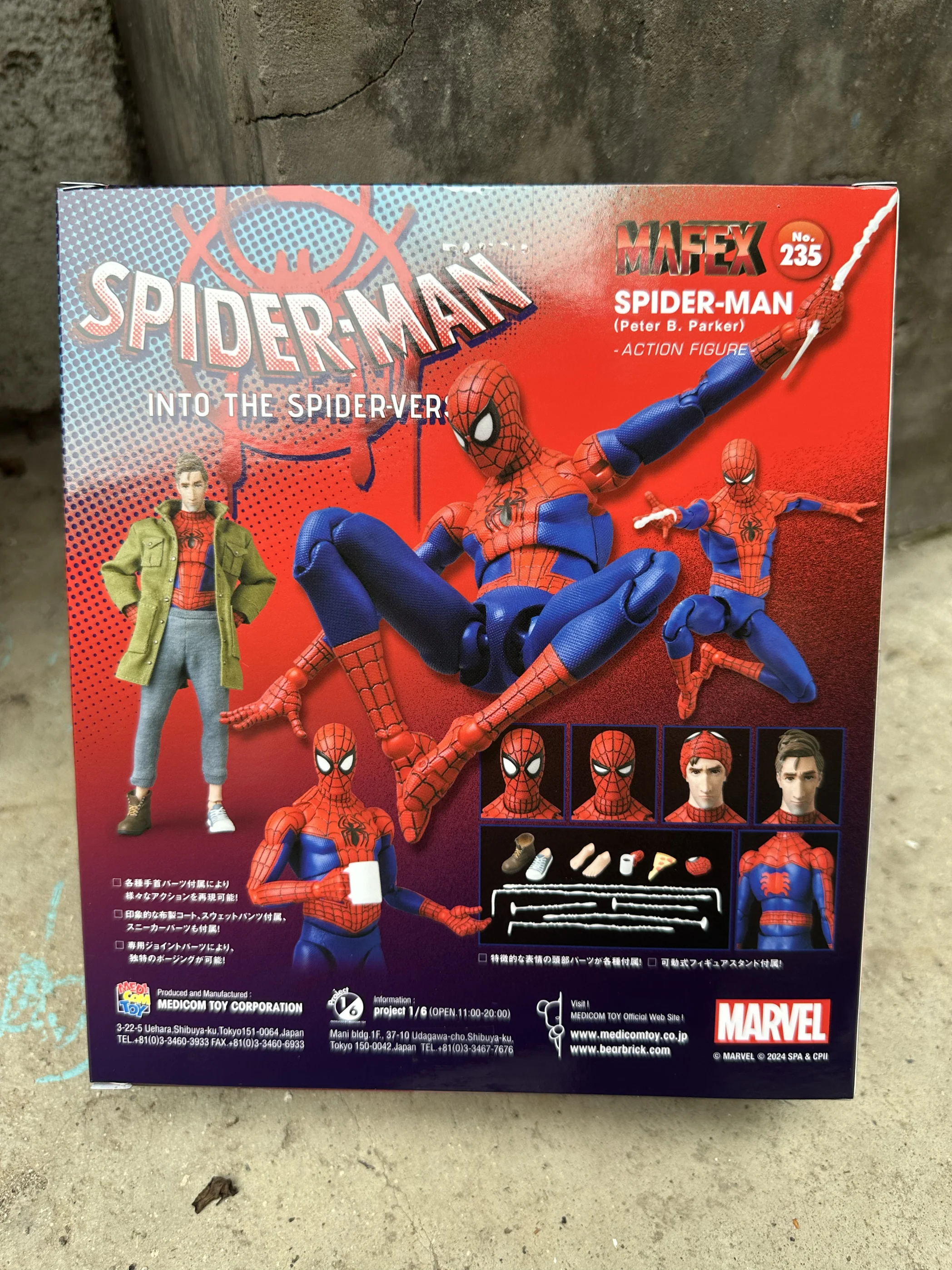 MAFEX-figura móvil de Spiderman Peter B Parker, juguete de colección de Anime, multiverso