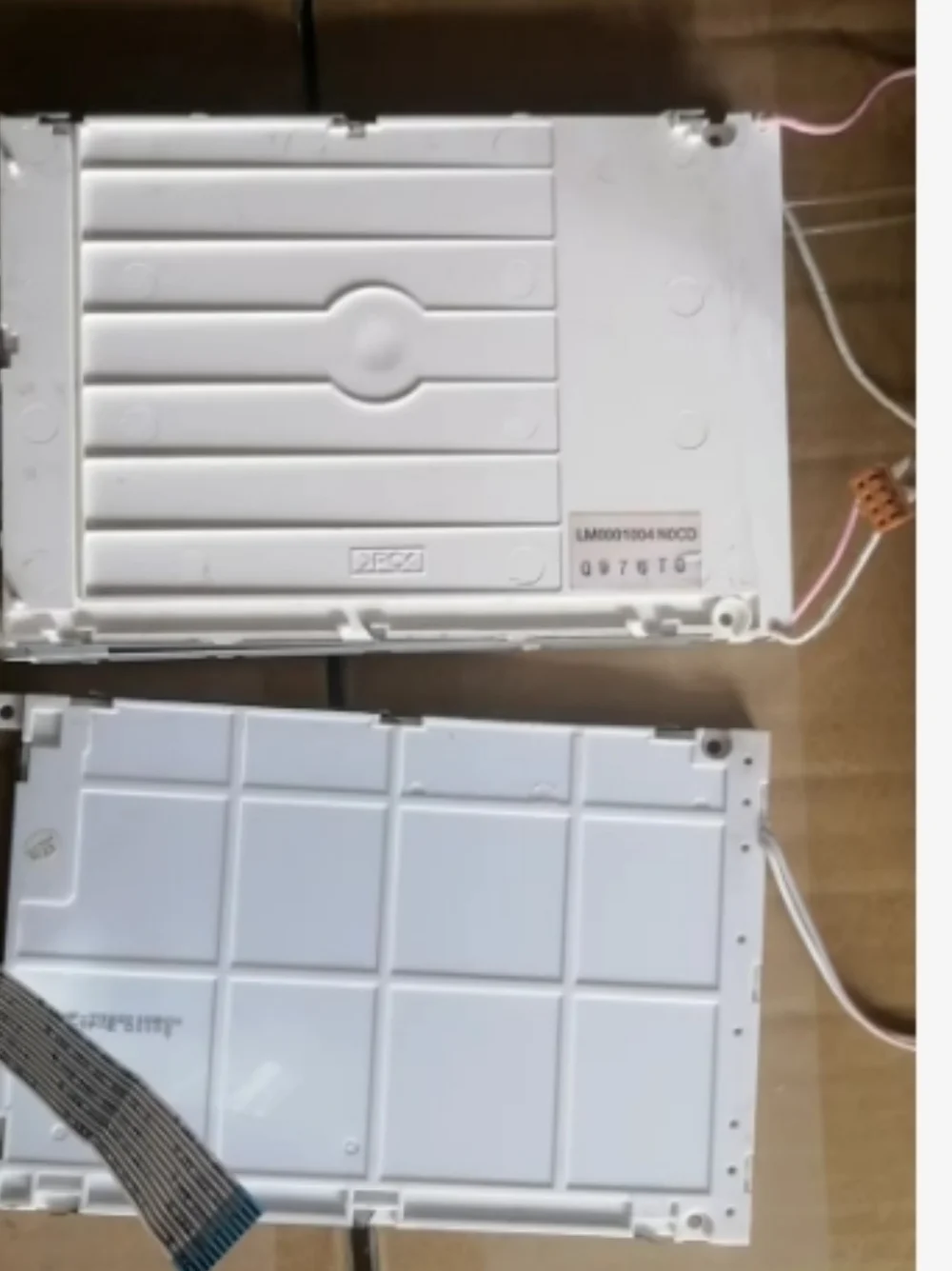 LM0001004N0CD ЖК-экран