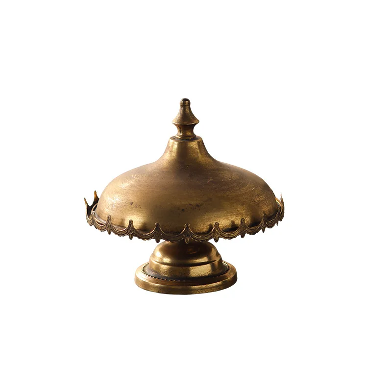 

Bohemian wrought iron fruit tray tea table fruit tray ornament metal ornament dessert plate with lid