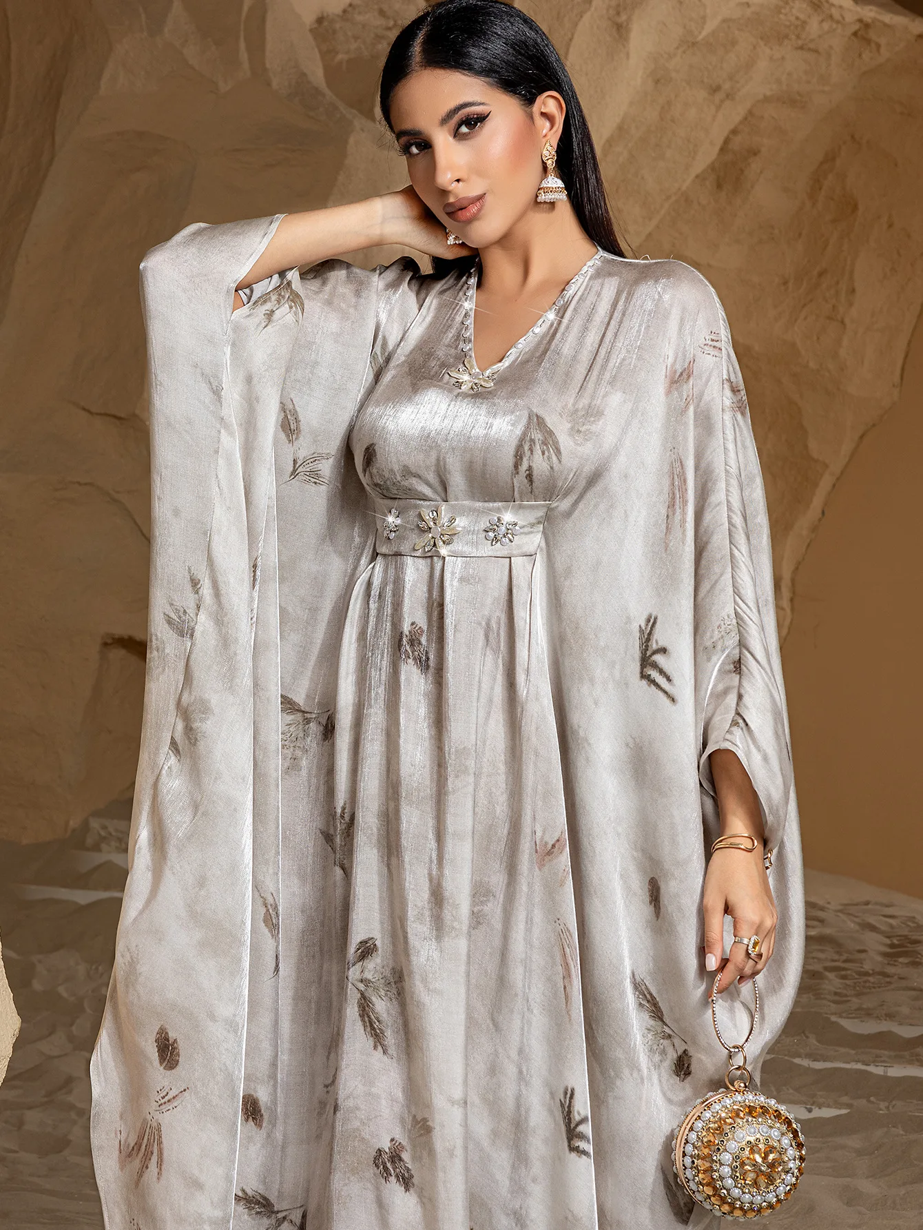 

Ramadan Muslim Dress Women Diamonds Dubai Abaya Batwing Sleeve Kebaya Caftan Morocco Femme Robe Islam Clothing Eid Djellaba Gown