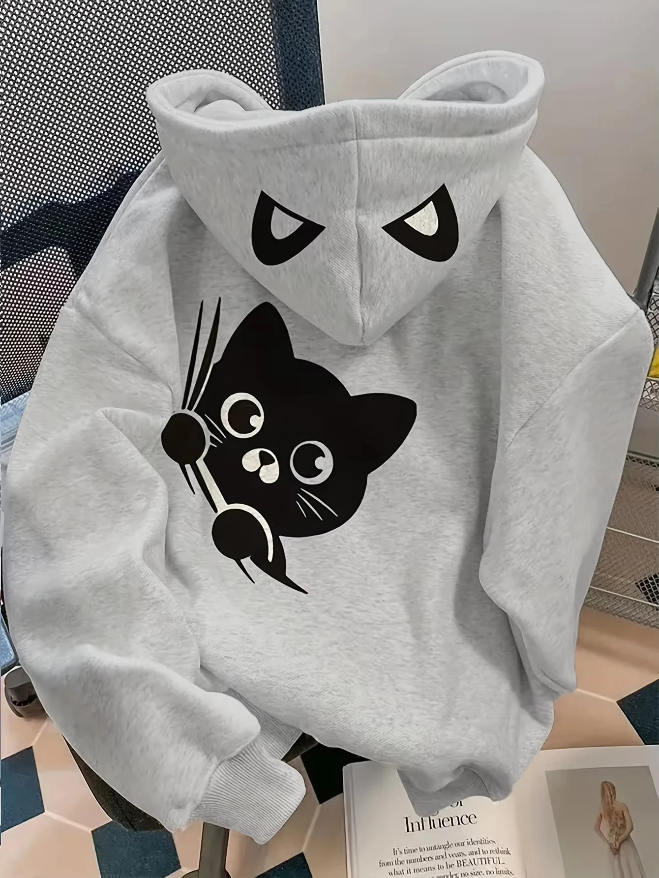 Fashion Sweatshirt Retro New Cartoon Cute Cat Paw Print Long Sleeved Hooded Casual Loose Hooded Fashion Print Sweatshirt Unisex