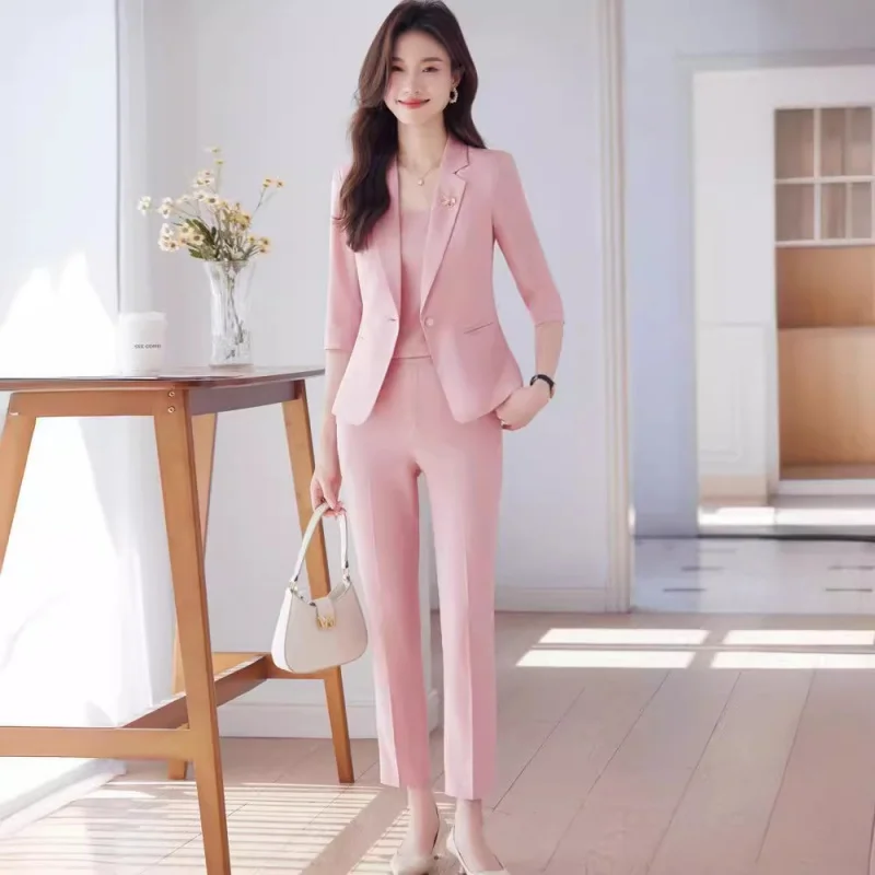 Fashion Small Girl Slim Temperament Leggings2024Spring and Summer New Business Suit Women's Short Suit Suit