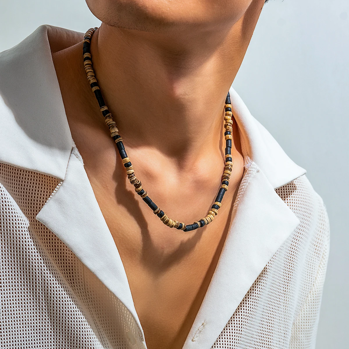 Brown and Black Small Beaded Chain Necklace Men Trendy Wood Beads Short Choker Necklace Collar on Neck 2023 Fashion Jewelry Male