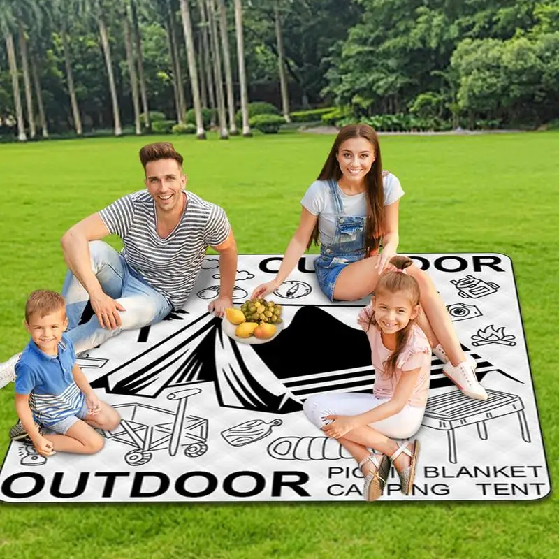 Black And White Design Mat Sandproof Foldable Mat Washable Lightweight Rug With Handle For Beach Home Travel Music Live