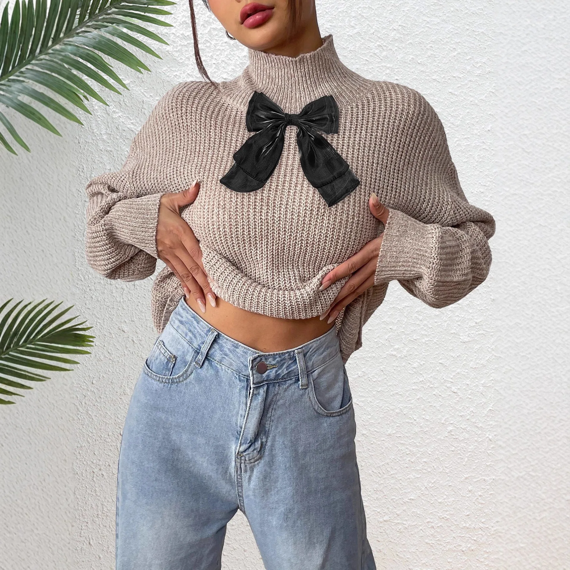

2025 Women's Top Semi High Neck Pullover Sweater Black Mesh Butterfly Knot Splicing Autumn and Winter Base Sweater