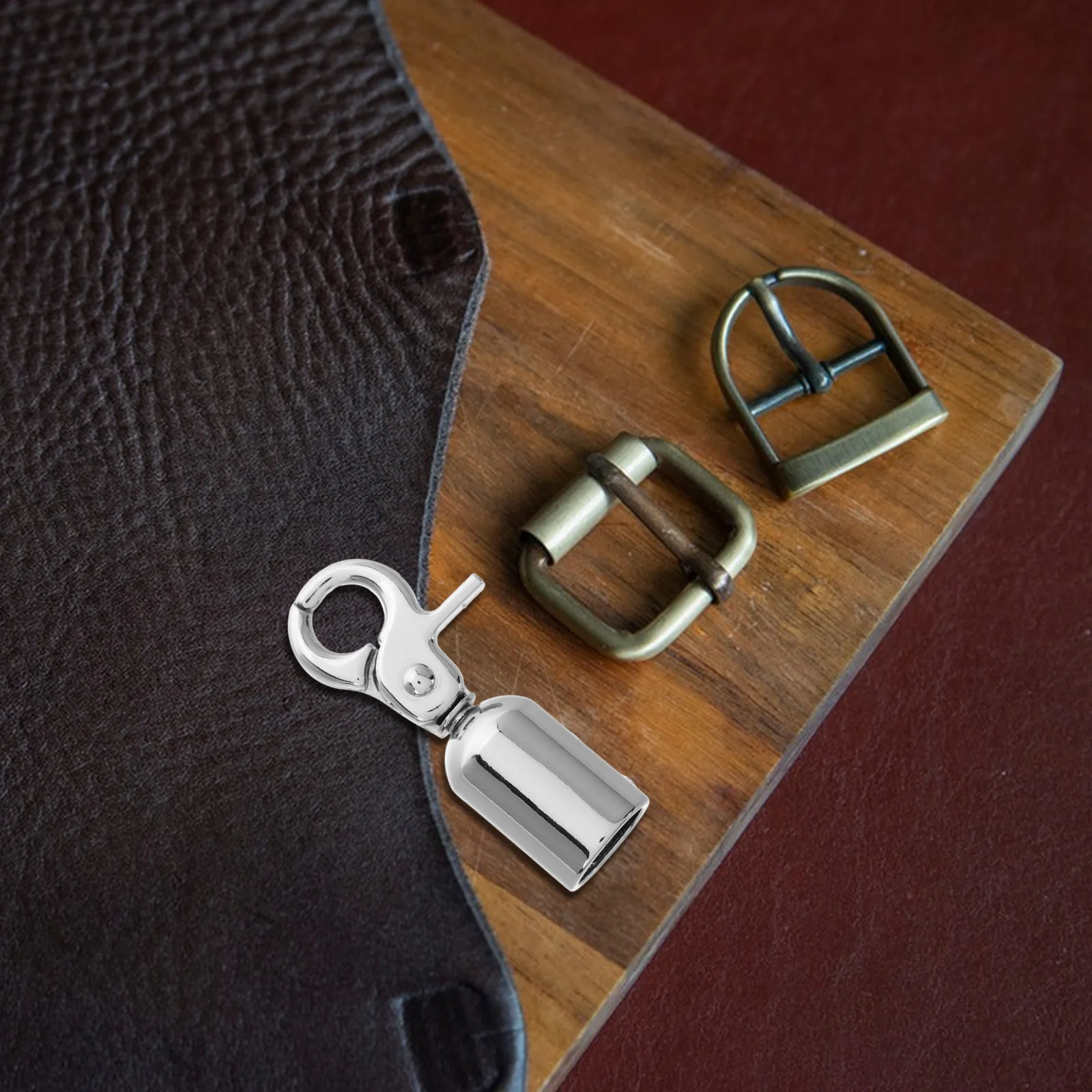 

4pcs Dog Buckle Bag Hooks Cord End Caps Alloy Snap Rope Connectors Stanchions Hooks Handbag Luggage Protective Stopper