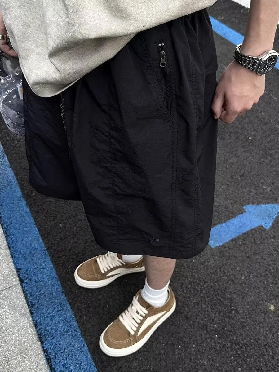 

Мужские летние новые свободные прямые повседневные пляжные брюки Qui Dry Workwear: модные молодежные спортивные штаны с низкой талией, длина до колена