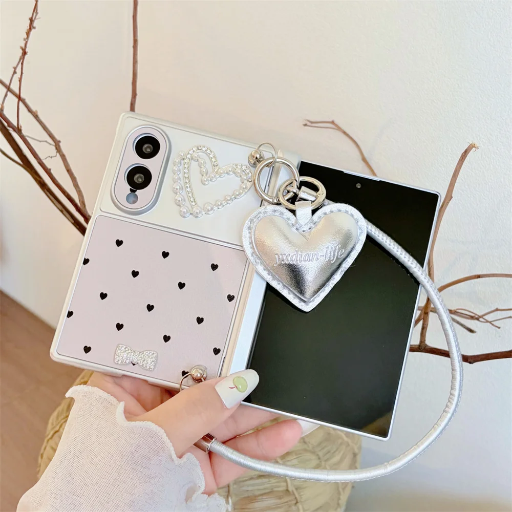 Kawaii Small‑Heart Pattern Case For Samsung Galaxy Z Fold 8 Ultra Pearl Heart Decoration Shell Silver Anti‑Drop Hard Phone Shell