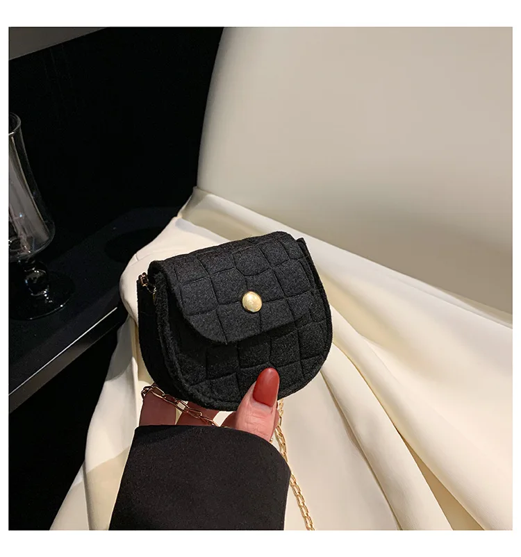 Mini Felt Shoulder Bags Korean Air Cushion Lipstick Bag Fashion Chain Hasp Small Bags Women Cute Coin Purse Single Square Bag