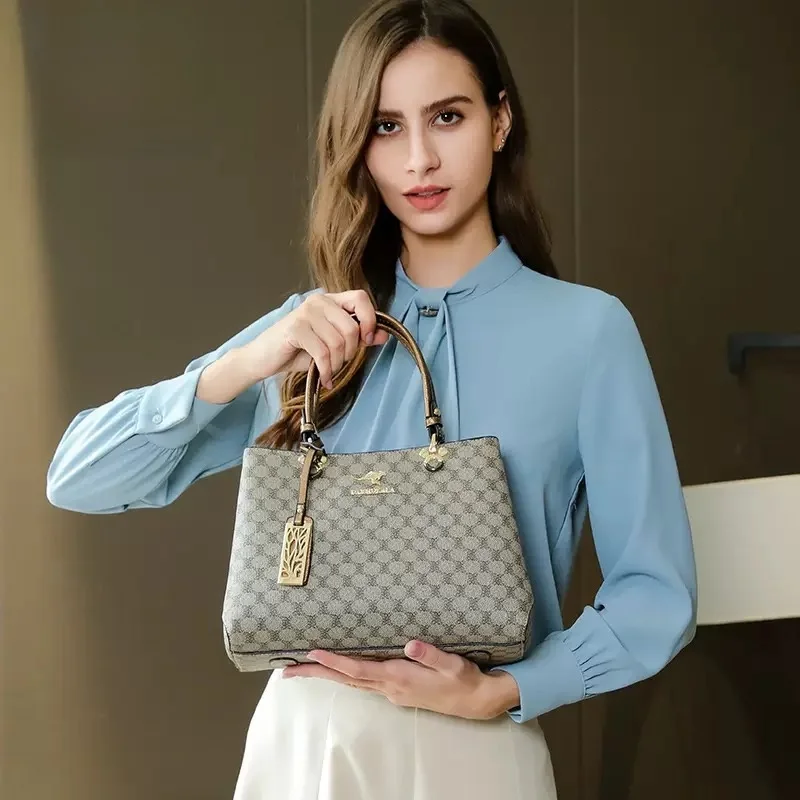 kangaroo-retro-artistic-style-large-capacity-tote-bag-handbag-commuter-shoulder-bag-women's-fashion-classic-floral-pattern