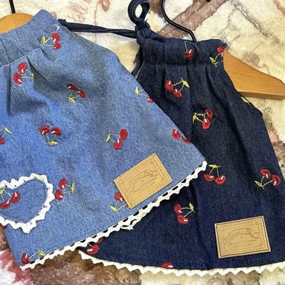 Pet Denim Skirt Cherry Strap Skirt Love Denim Skirt Marcus Yorkshire Couple Set Cat Clothing Dogs Vest Designer Dog Clothes