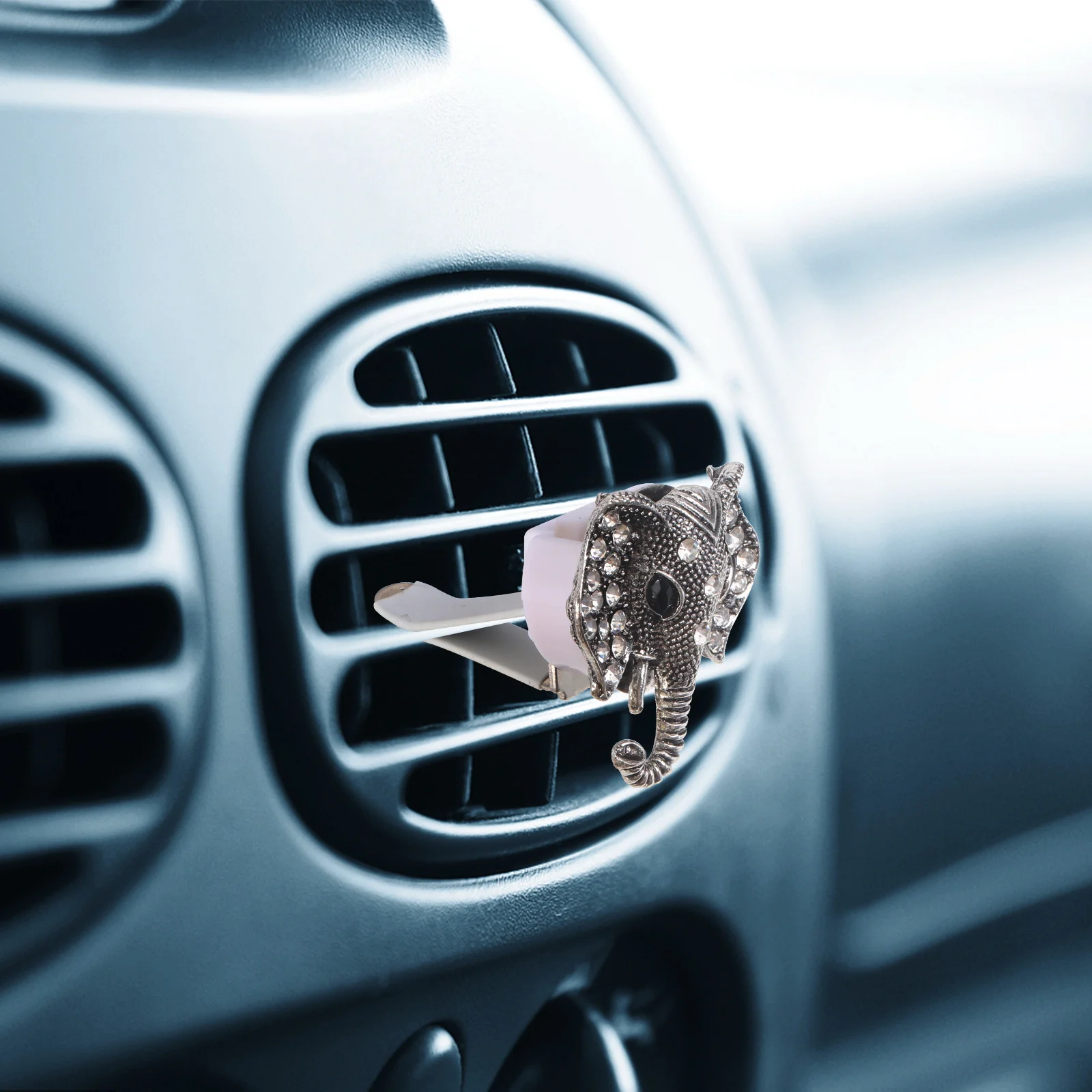 

2Pcs Rhinestone Elephant Pattern Car Aromatherapy Diffuser Golden Grey Random Color Clip Air Freshener Interior Decor