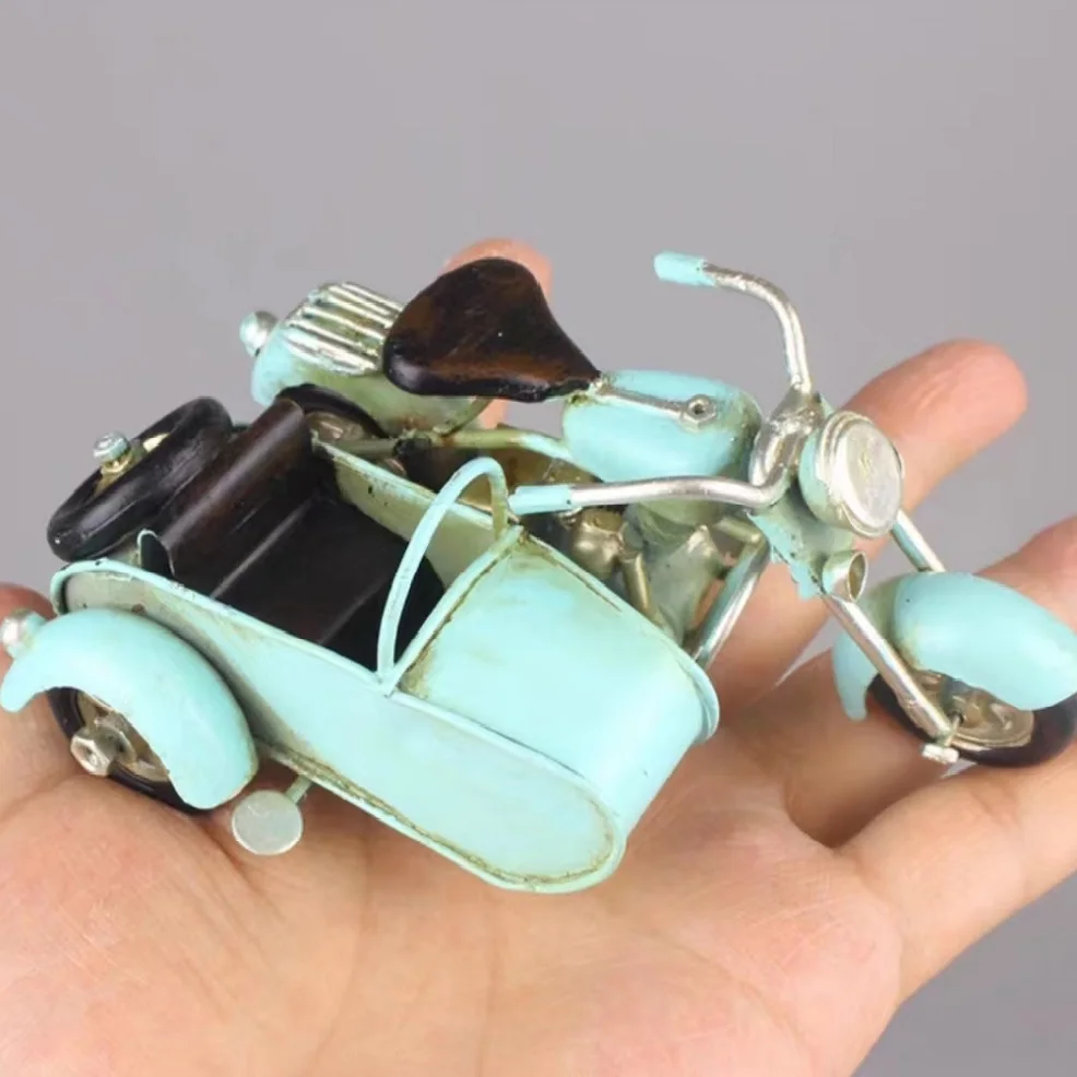 Mini modelo de triciclo artesanal de metal, artesanato seguro, brinquedo infantil, decoração de casa vintage, presente de aniversário colecionável para meninos e meninas