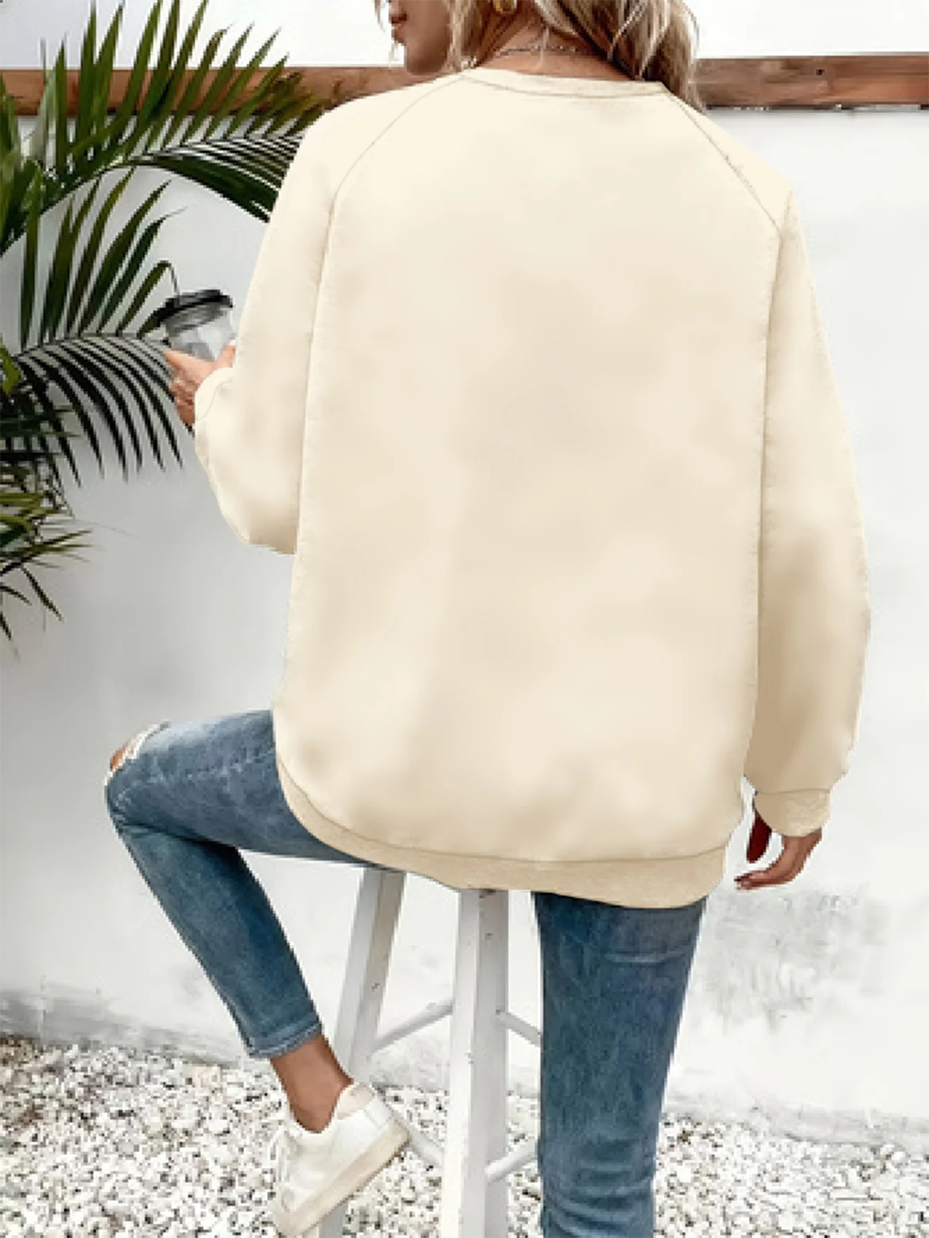 2025年 欧米女性向け ハートプリント入り 長袖・ゆったりサイズのスウェットシャツの新作秋冬スタイル