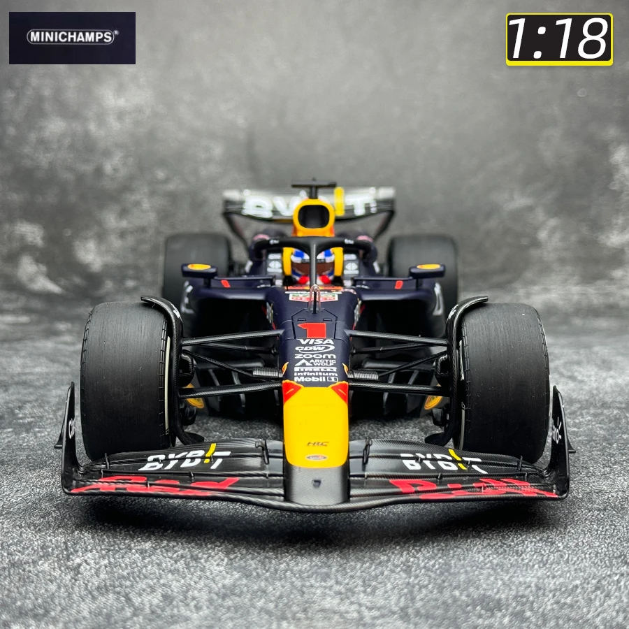 Minichamps 1:18 F1 RED BULL RB20 2024 Alloy F1 racing model static display festive gift collection