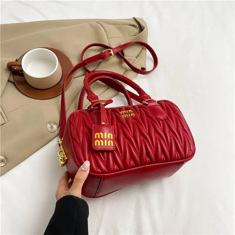 

2026 Новая женская просторная рабочая сумка, многофункциональная сумка через плечо с отделением для ноутбука, легкая пригородная сумка