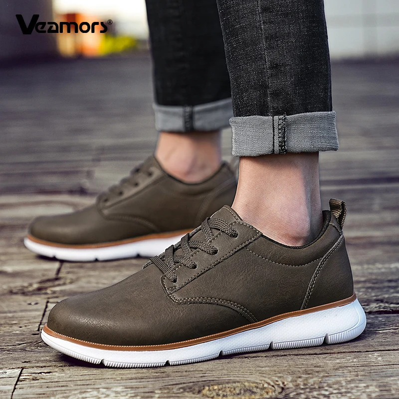 

Fashion Men's Lightweight Walking Shoes PU Leather Casual Sneakers Breathable Elastic Outdoor Sports Shoes for Jogging Traveling