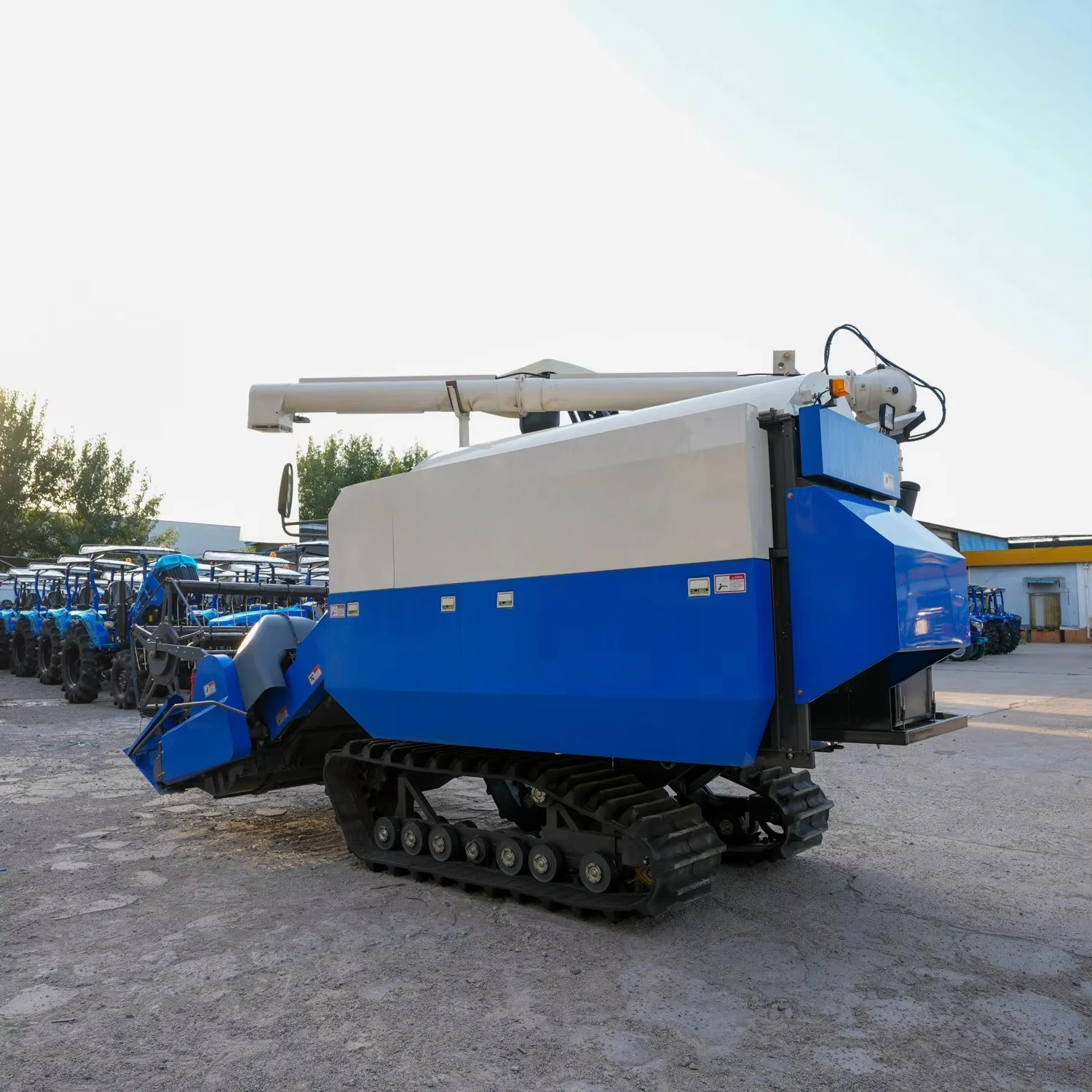 Mietitrebbiatrice Cingolata pe - Farming Agriculture Video recensione e prezzo