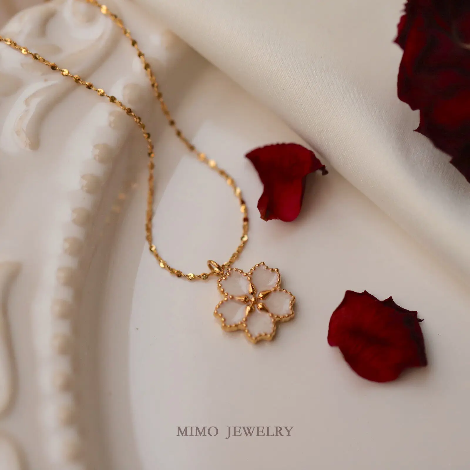 

Titanium Steel Gold-plated White Dripping Cherry Blossoms Charms Pendant For Jewelry Making DIY Bracelet Accessories Findings