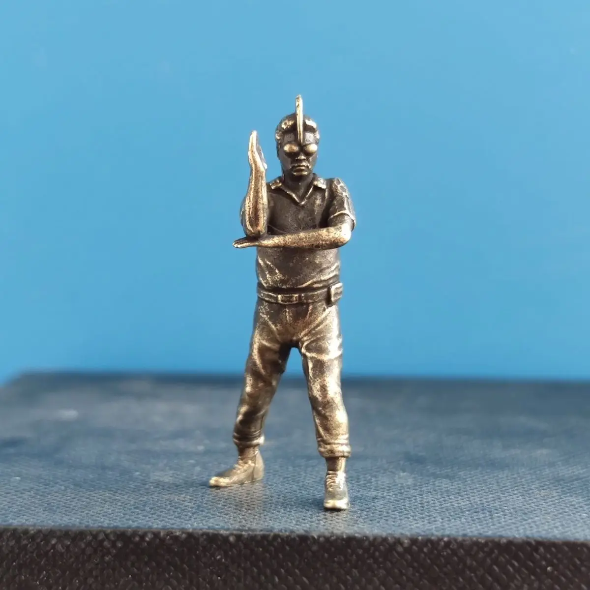 Brass Coward Savior King of Destruction Masked Cat Devil Uncle Da Star Lord Chinese Car Trendy Toys Domestic Action Figures