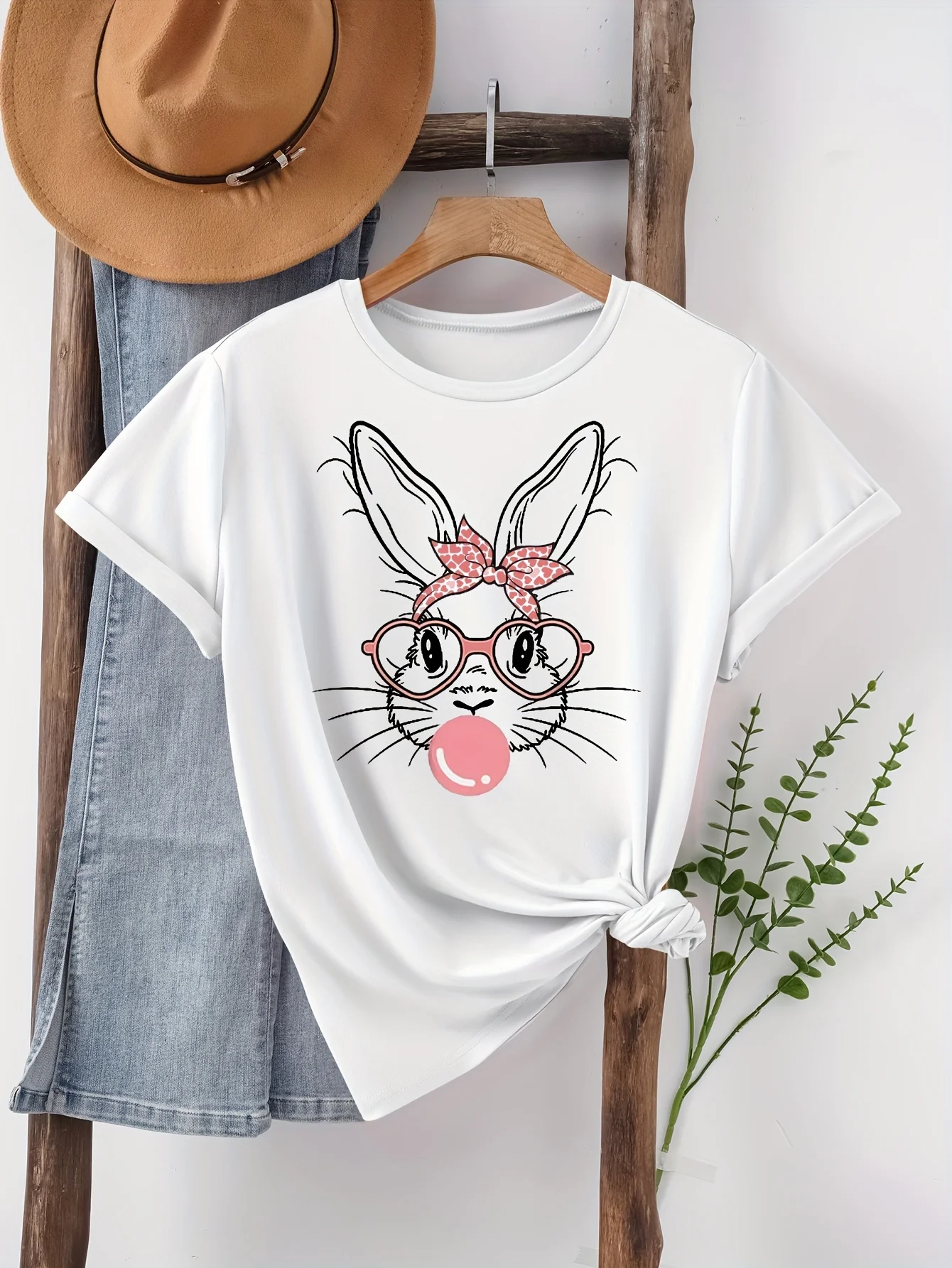 

Bunny Print Crew Neck T-Shirt, Casual Short Sleeve T-Shirt For Spring & Summer, Women's Clothing