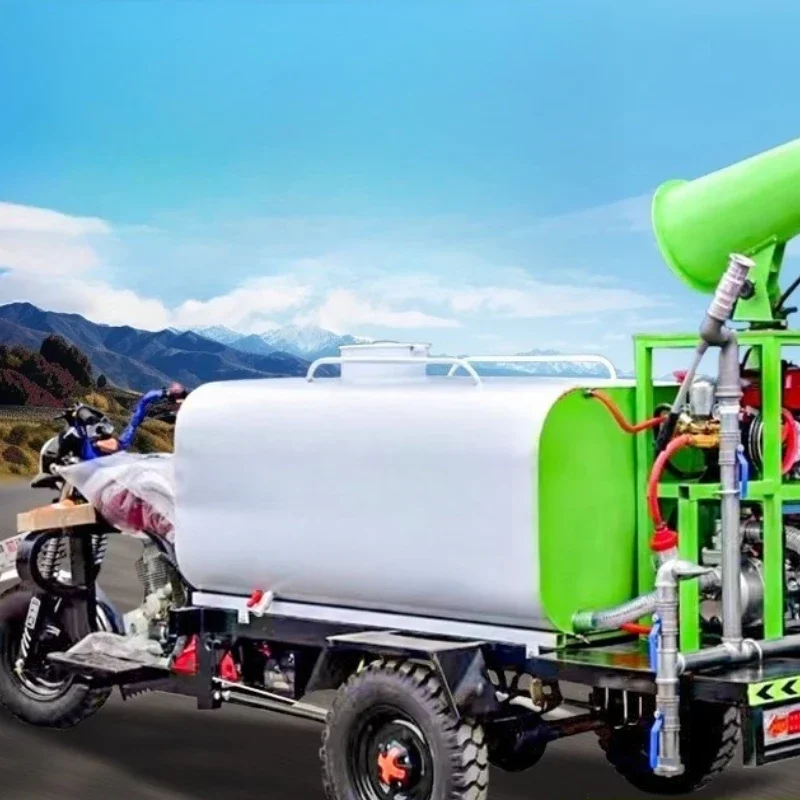 

New energy electric three-wheeled fog cannon truck, construction site sprinkler, high-pressure cleaning truck, environmentally