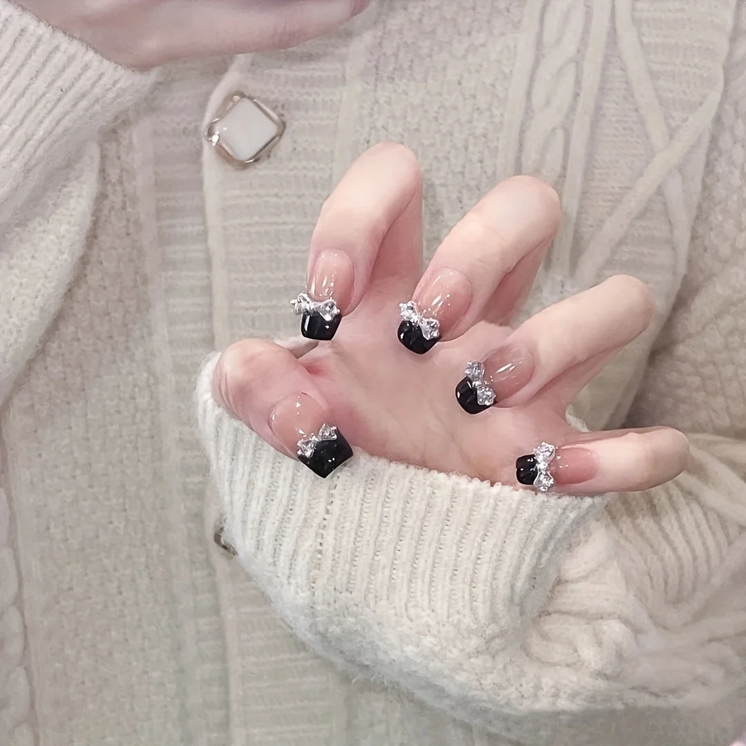 10 pièces presse à la main sur les ongles moyens, décoration d'ongles à nœud scintillant, décorations de manucure pour femmes et filles, ongles réutilisables