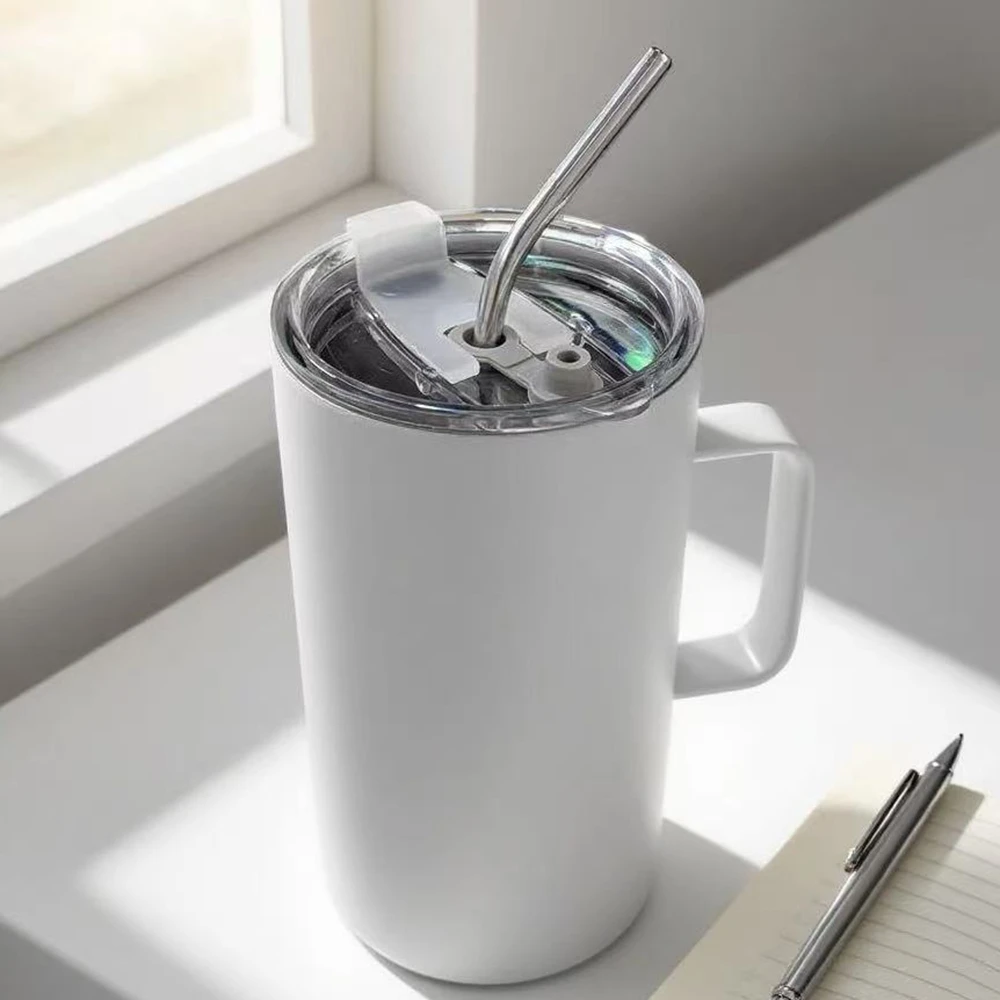 20-Unzen-Kaffeetasse mit Griff und Strohdeckel, Kaffeetasse, doppelwandig, Edelstahl, Reisebecher, weiß, für Zuhause, Arbeit, Outdoor