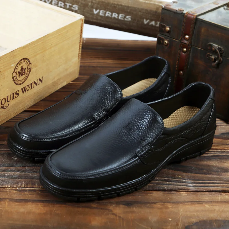 

Black Rubber Ankle Rain Boots Men Pvc Water Shoes Breathable Flats Soft Waterproof Short Fashion Casual Rainboots Man Hot Sale88