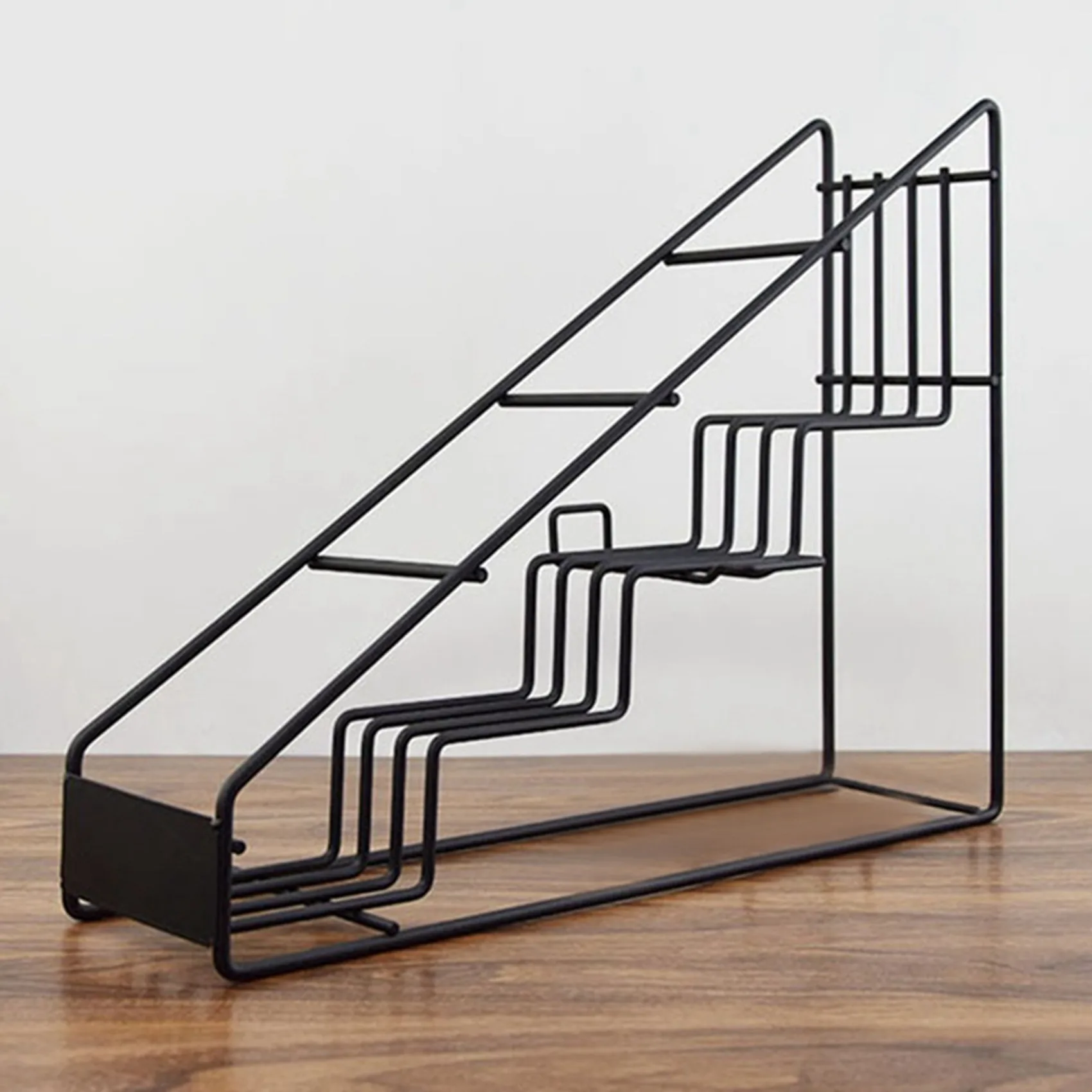 

Storage shelfBottle Wire Display Rack Syrup Rack Coffee Storage Rack Multifunction Milk Tea Cup Rack Display