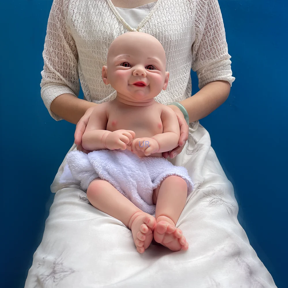 

17 Inch Silicone Body Reborn Baby Doll Waterproof Hand-Made 3D Mould Beautiful Smile Girl Toy For Children Festival Gift Cute