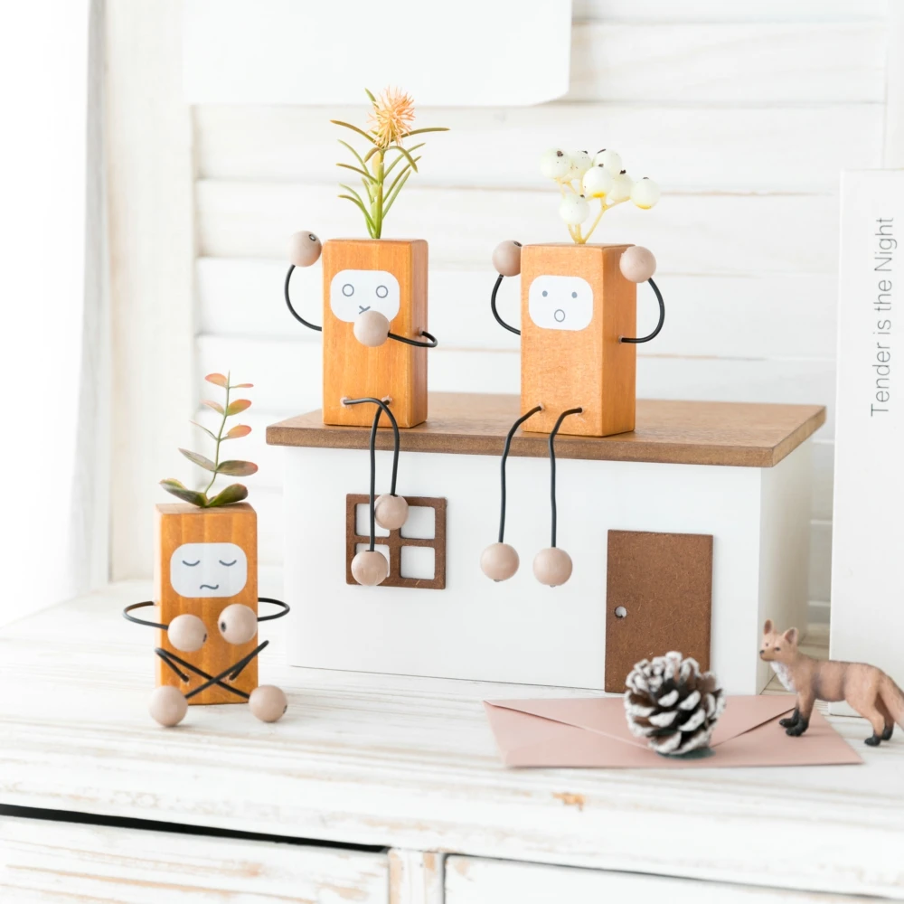 Creative Cute Cartoon Wooden Figure Figurines Desktop Shelf Small Ornament Home Room Office Shelf Corner Decor Birthday Gifts