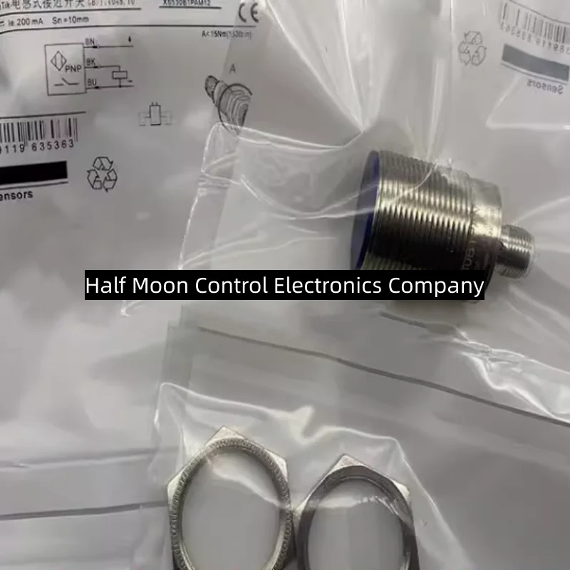 

new proximity switch XS208BLPBM12 (C) XS208BLPBM8