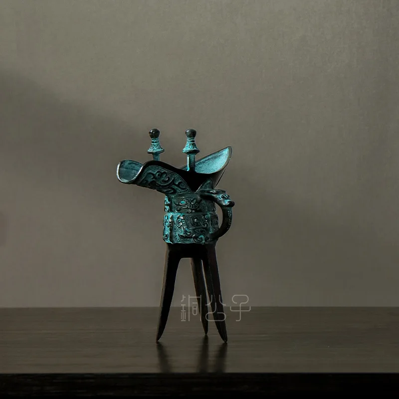 

Cup Bronze Beast Face Dragon Jue Wine Vessel Internet Celebrity Live Stream Dropshipping Antique Collection Whol