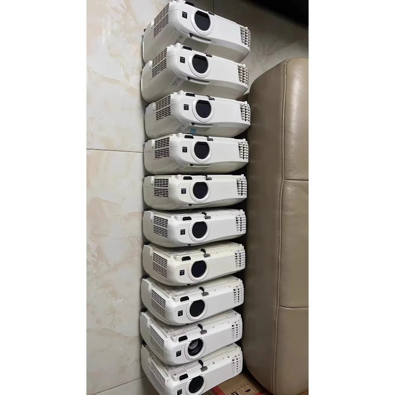 

TW5210 used projector spot