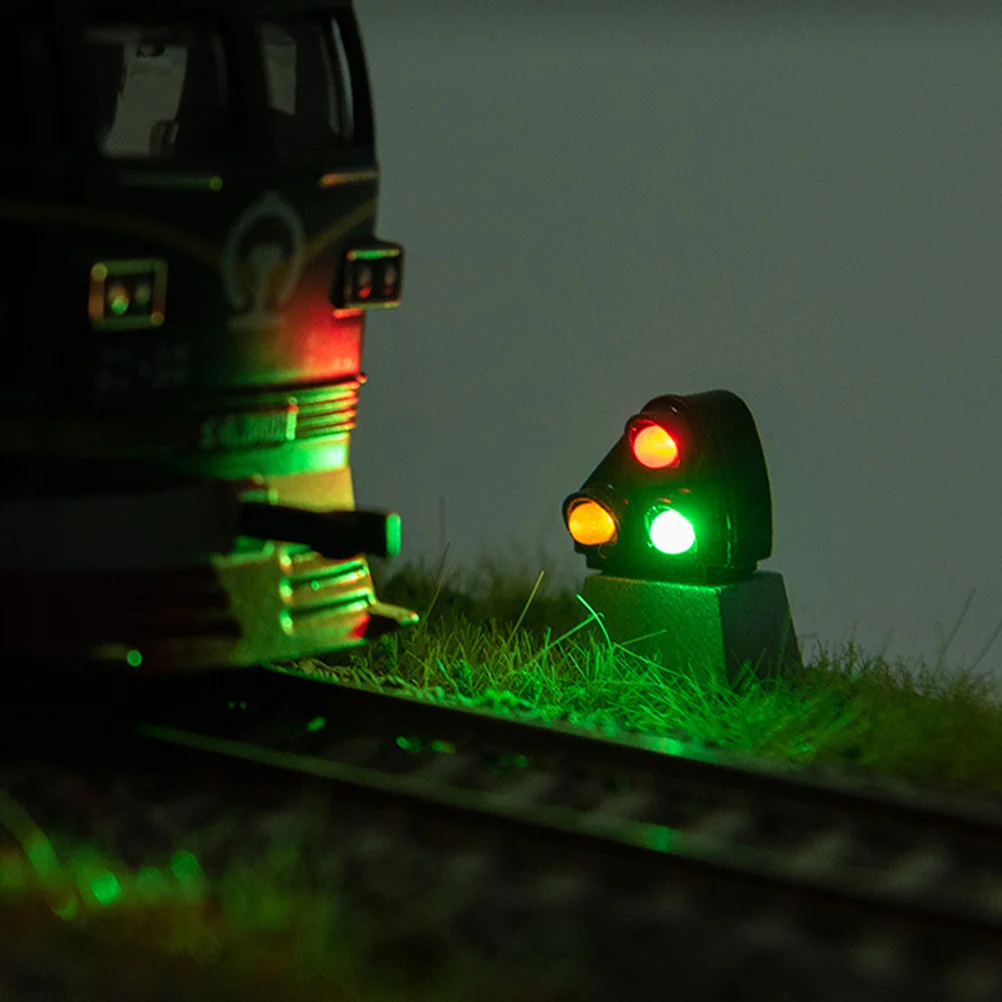 4 Pcs Model Train Signal Light Lamp Landscape Lights Sand Table Layout Decor ABS Plus Stainless Steel Micro Ornaments